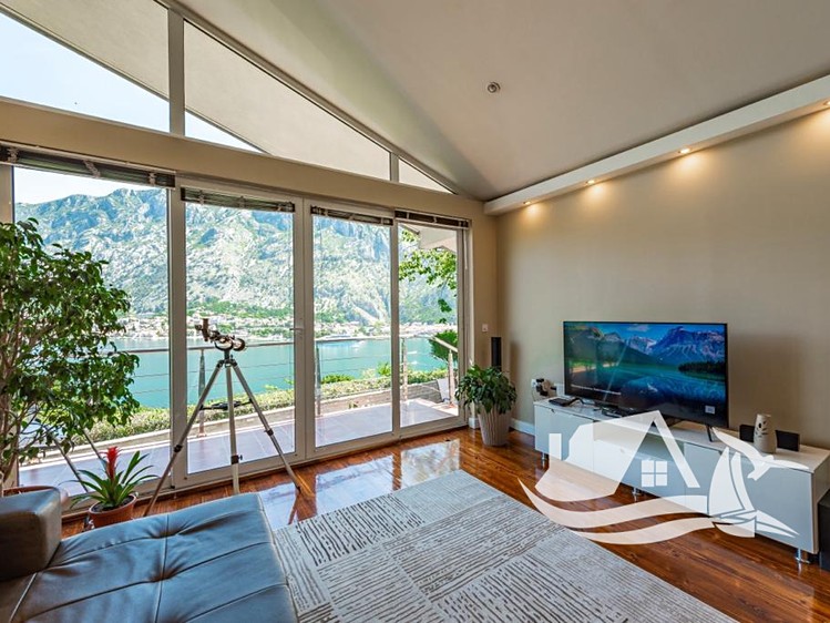 Prodej rodinného domu 125 m², pozemek 175 m² - foto 4