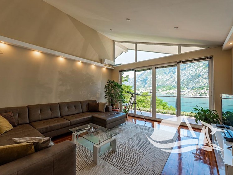 Prodej rodinného domu 125 m², pozemek 175 m² - foto 6