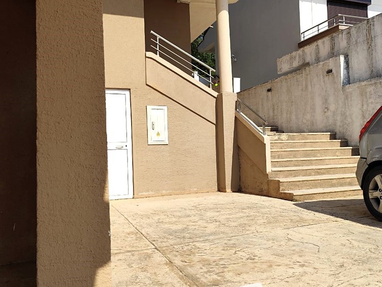 Prodej  rodinného domu 290 m², pozemek 250 m² - foto 3