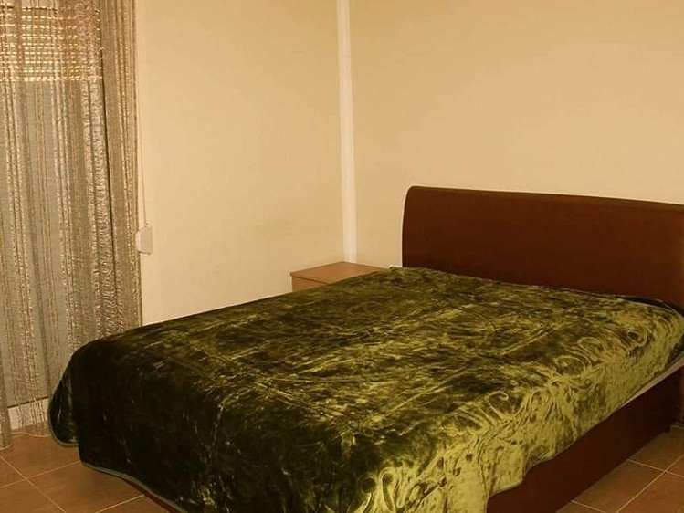 Prodej rodinného domu 189 m², pozemek 115 m² - foto 8