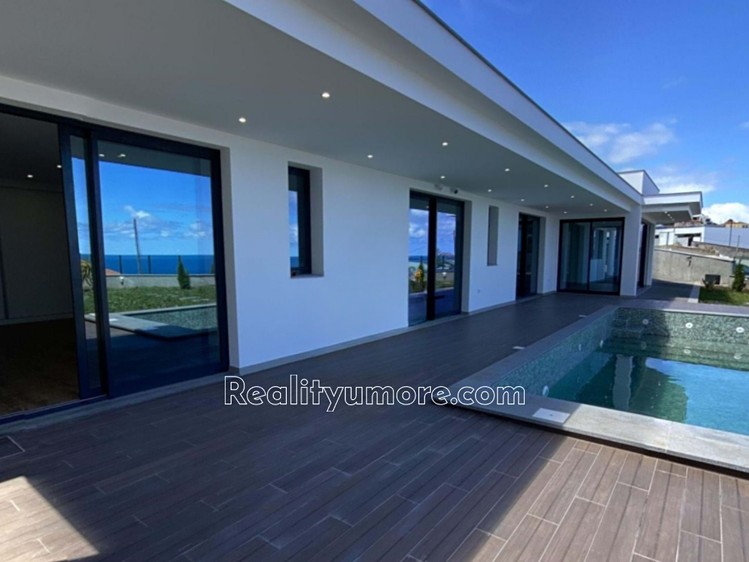 Prodej  vily 150 m², pozemek 908 m² - foto 3