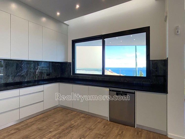 Prodej  vily 150 m², pozemek 908 m² - foto 5