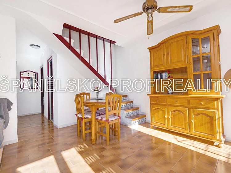 Prodej  vícegeneračního domu 78 m², pozemek 20 m² - foto 7