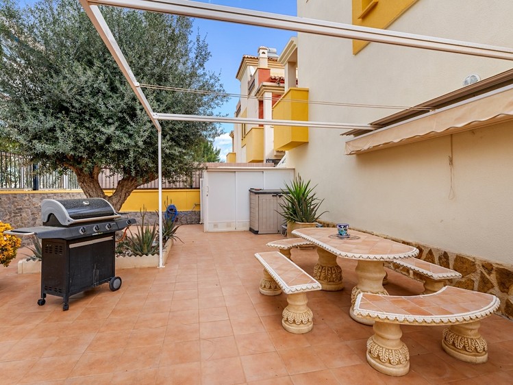 Prodej vily 97 m², pozemek 241 m² - foto 6