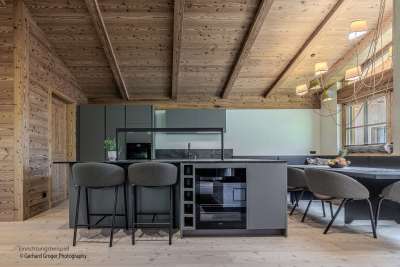 Miete: Neubau-Chalet in ruhiger Ortsrandlage - foto 2