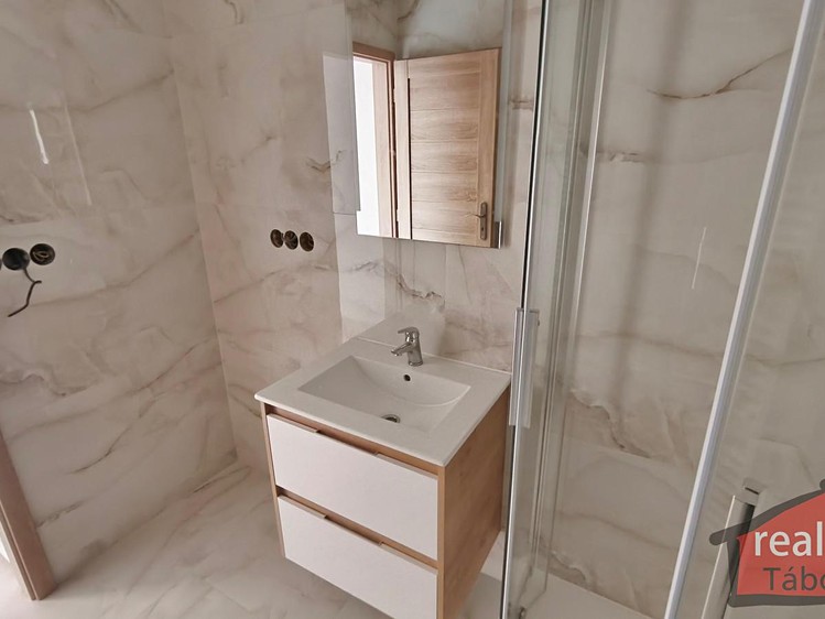 Prodej bytu 2+kk 42 m² (Jednopodlažní) - foto 4