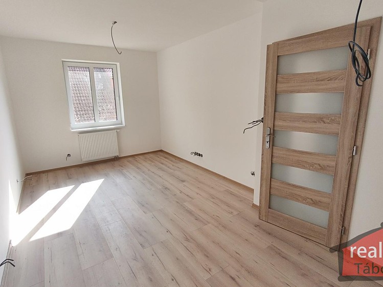 Prodej bytu 2+kk 42 m² (Jednopodlažní) - foto 7