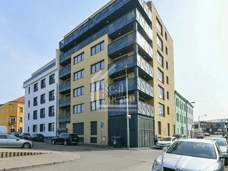 Prodej bytu 2+kk 52 m² - foto 1