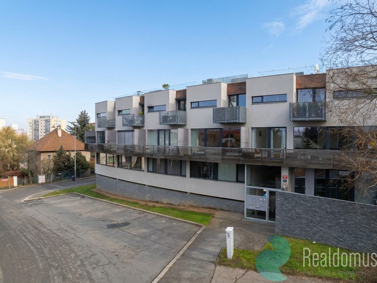 Prodej bytu 3+kk 65 m² - foto 3