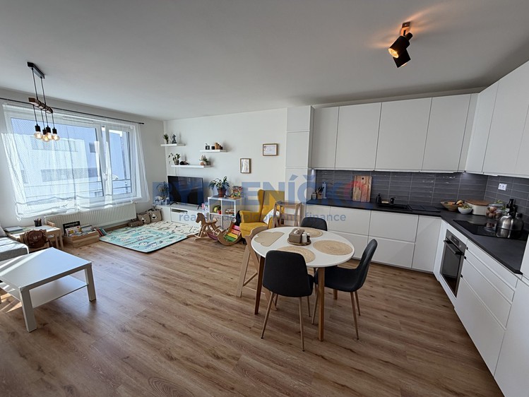 Prodej bytu 2+kk 71 m² - foto 3