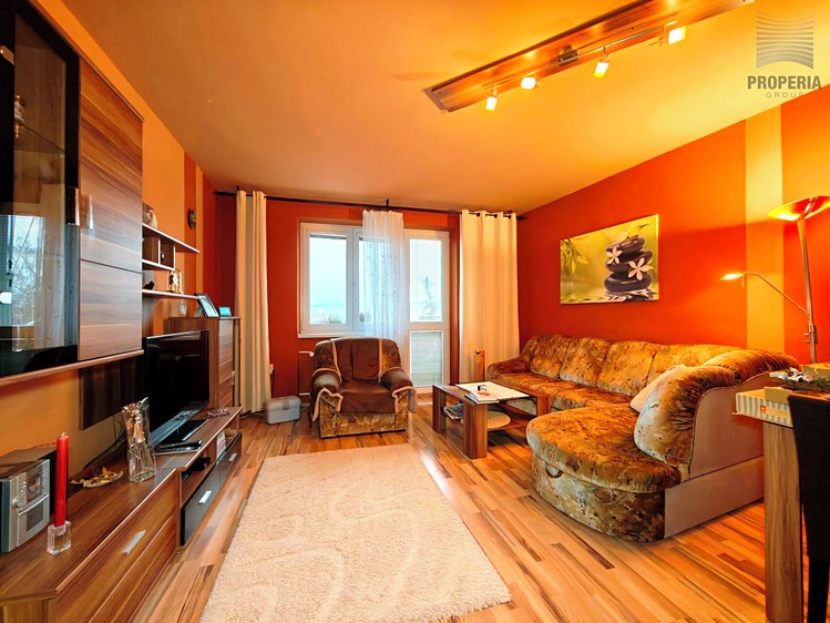 Prodej bytu 3+1 65 m² (Jednopodlažní) - foto 2