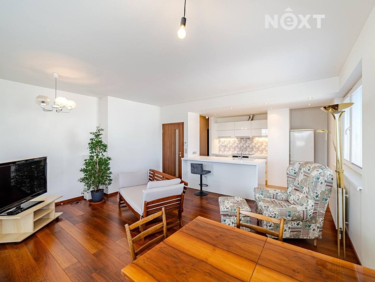 Prodej bytu 4+kk 99 m² (Jednopodlažní) - foto 2