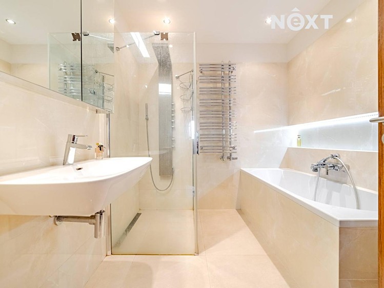 Prodej bytu 4+kk 99 m² (Jednopodlažní) - foto 8