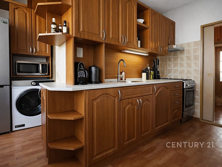 Prodej bytu 3+1 77 m² - foto 2