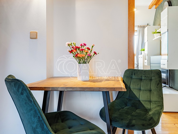 Prodej bytu 2+1 55 m² (Mezonet) - foto 5
