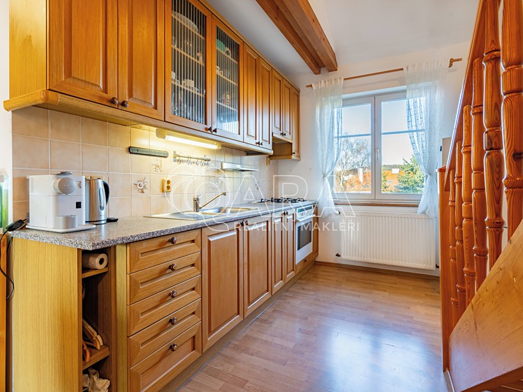 Prodej bytu 2+1 55 m² (Mezonet) - foto 8