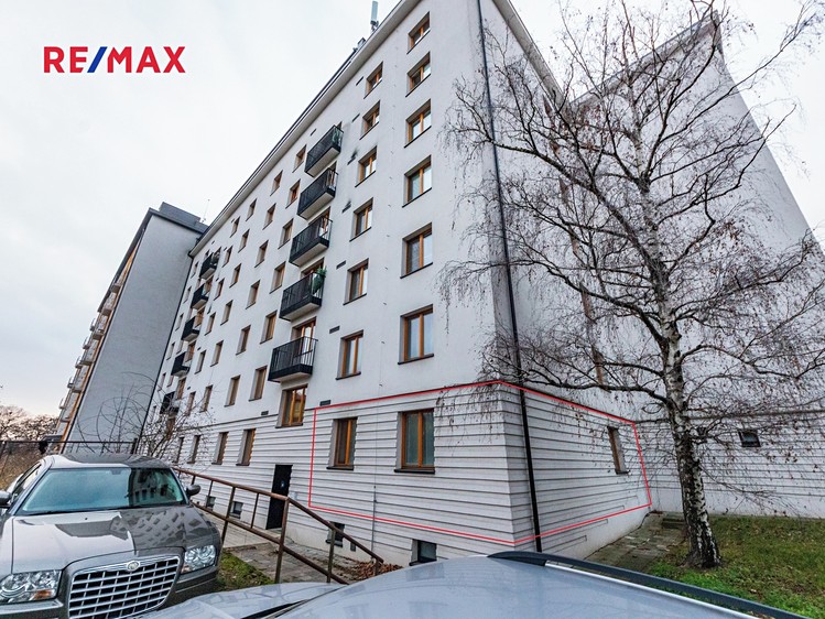 Prodej bytu 2+kk 52 m² (Jednopodlažní) - foto 2