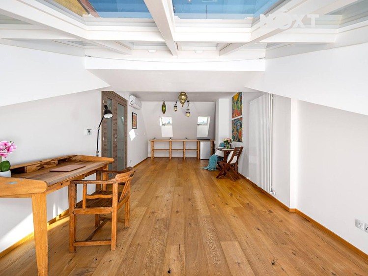 Prodej bytu 1+kk 46 m² (Podkrovní) - foto 5
