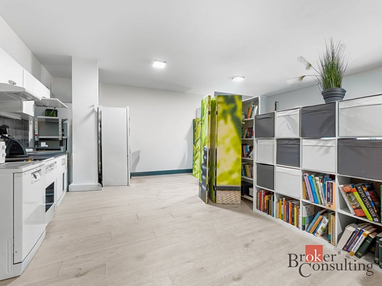 Prodej bytu 2+kk 73 m² - foto 3