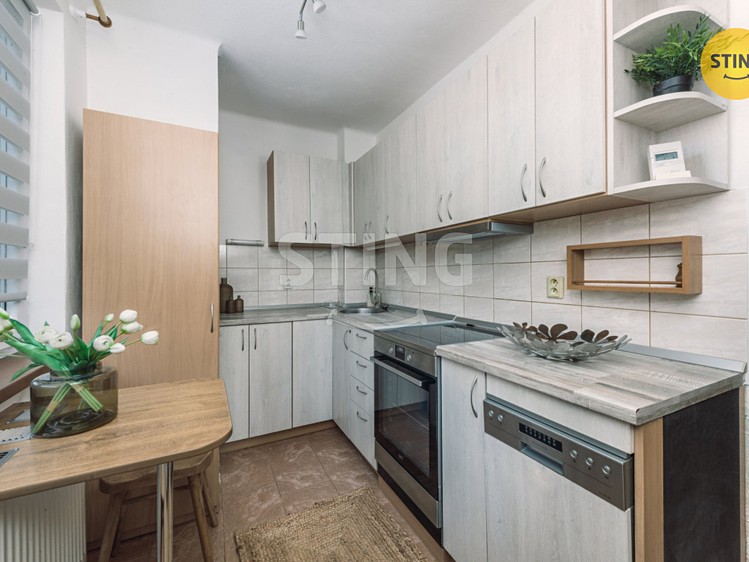 Prodej bytu 2+1 51 m² - foto 4