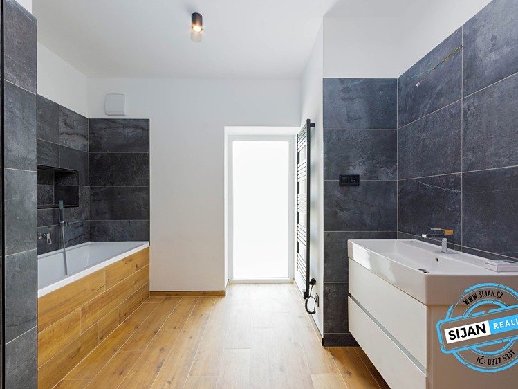 Prodej bytu 3+kk 98 m² - foto 2