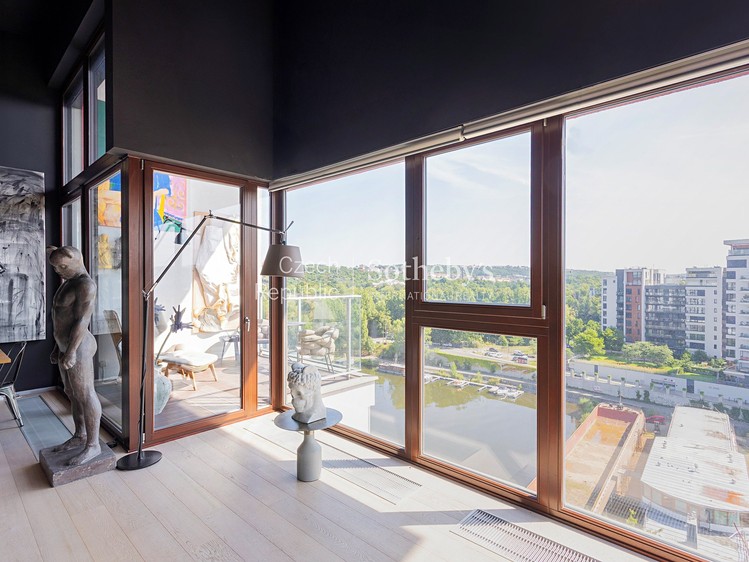 Prodej bytu 6 pokojů a více 212 m² - foto 3