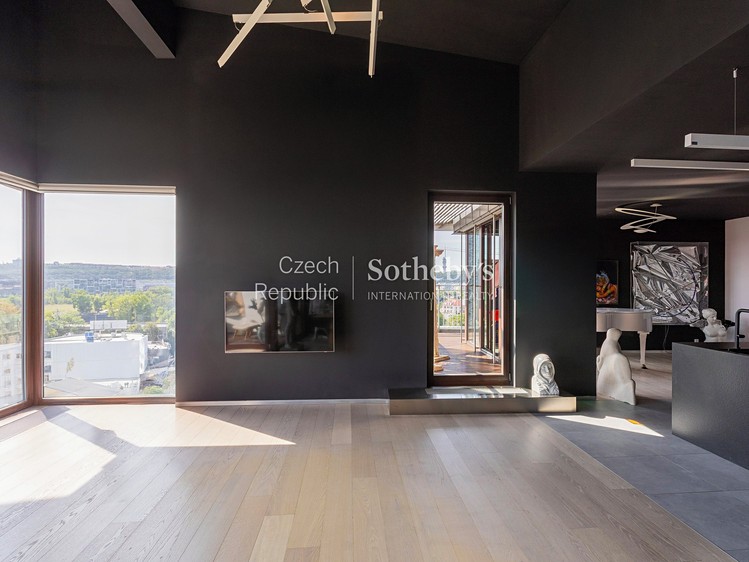 Prodej bytu 6 pokojů a více 212 m² - foto 5
