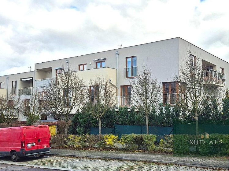 Prodej bytu 1+kk 48 m² (Jednopodlažní) - foto 1