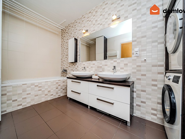 Prodej bytu 4+kk 96 m² - foto 3