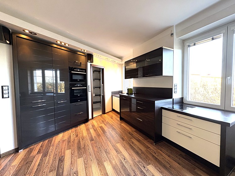 Prodej bytu 2+kk 53 m² (Jednopodlažní) - foto 1