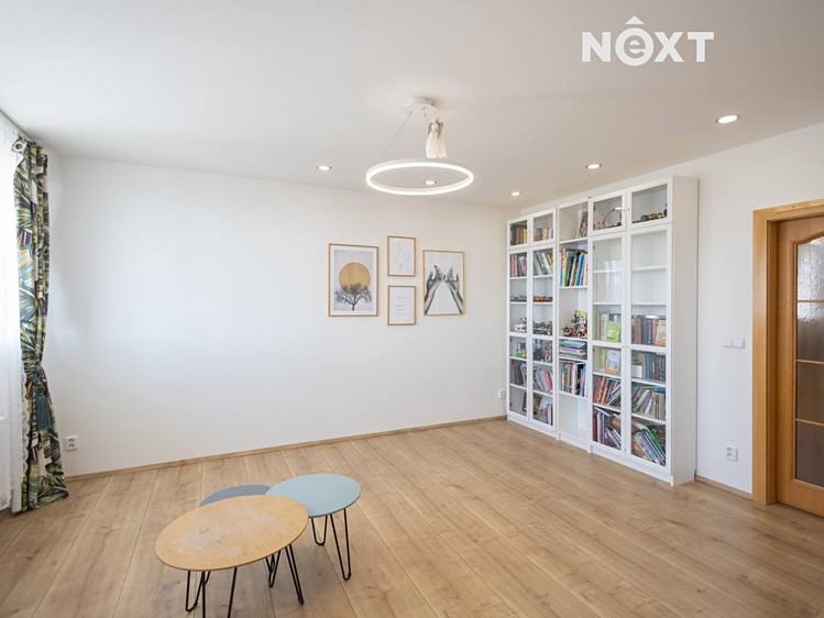 Prodej bytu 4+1 99 m² (Jednopodlažní) - foto 4
