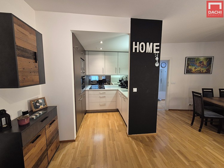 Prodej bytu 2+kk 61 m² - foto 4