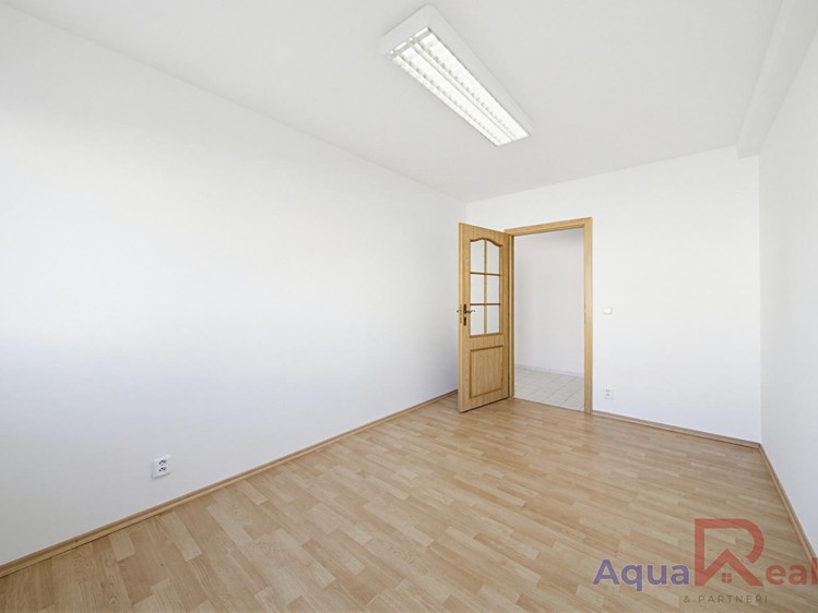 Prodej bytu 4+kk 99 m² - foto 8