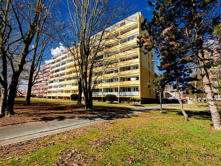 Prodej bytu 2+kk 39 m² (Jednopodlažní) - foto 1