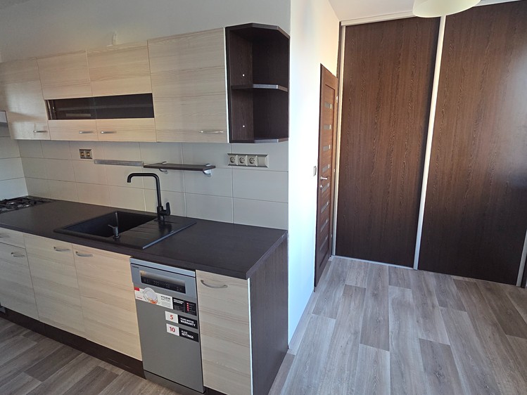 Prodej bytu 3+1 72 m² (Jednopodlažní) - foto 8