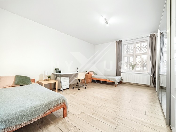 Prodej bytu 4+1 100 m² (Jednopodlažní) - foto 2