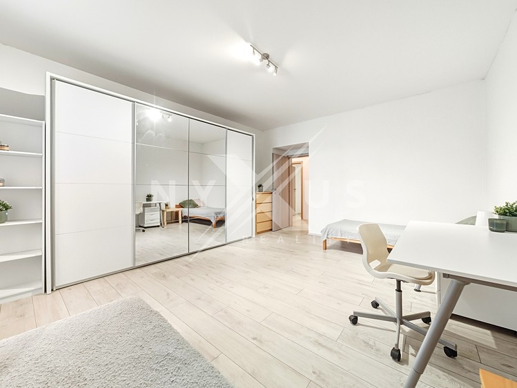 Prodej bytu 4+1 100 m² (Jednopodlažní) - foto 1