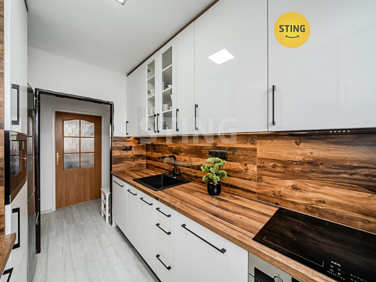 Prodej bytu 3+1 57 m² - foto 1