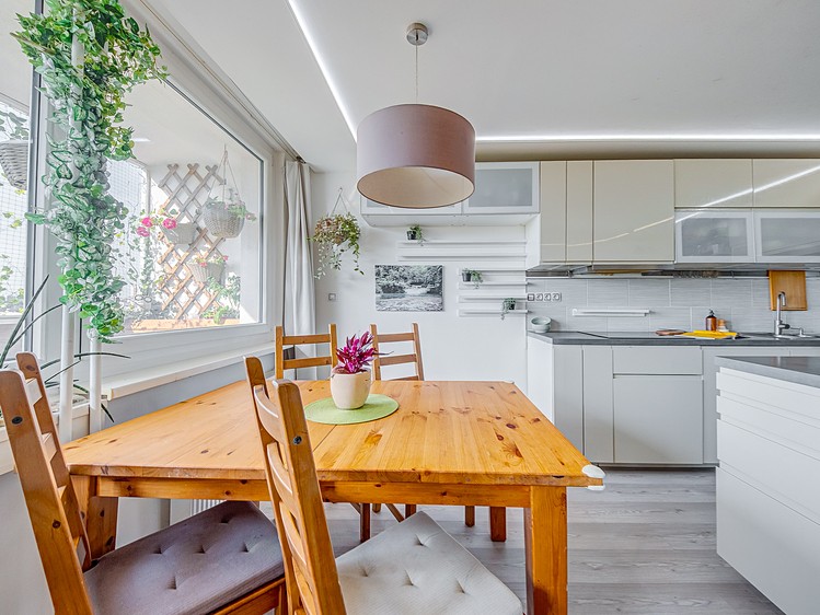 Prodej bytu 3+kk 94 m² (Mezonet) - foto 4