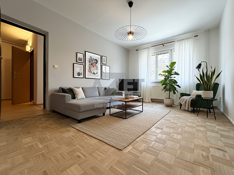 Prodej bytu 1+1 36 m² - foto 1