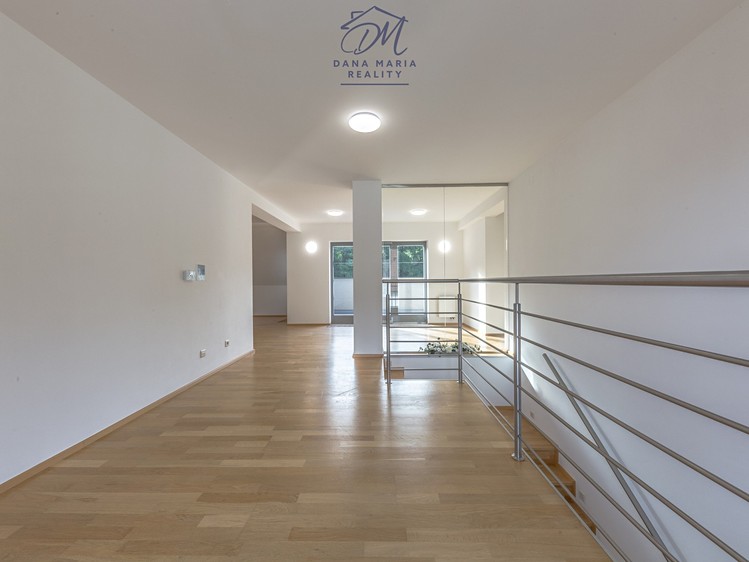 Prodej bytu 5+kk 207 m² (Mezonet) - foto 7