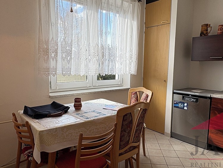 Prodej bytu 2+1 58 m² (Jednopodlažní) - foto 3