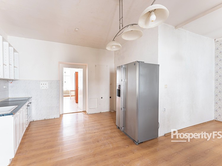Prodej bytu 6 pokojů a více 256 m² - foto 1