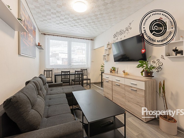 Prodej bytu 3+1 62 m² (Jednopodlažní) - foto 1