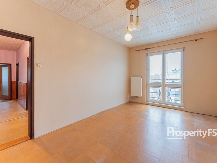 Prodej bytu 3+1 74 m² - foto 2