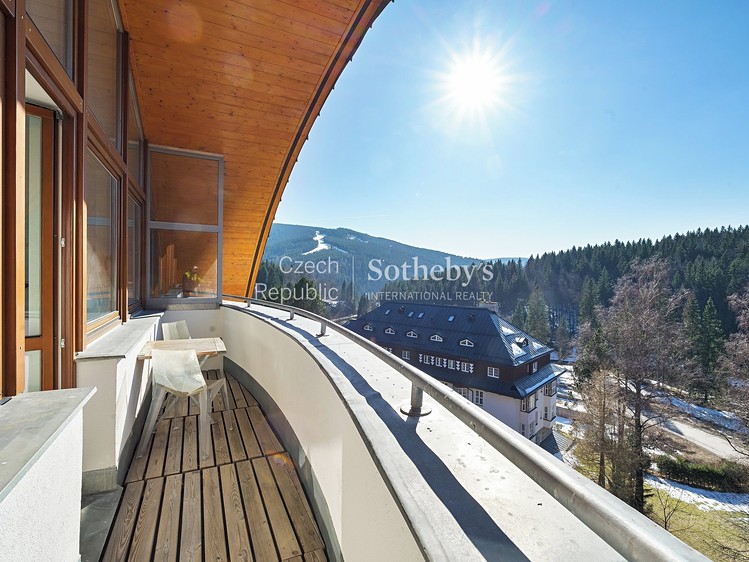 Prodej bytu 4+kk 126 m² (Mezonet) - foto 2