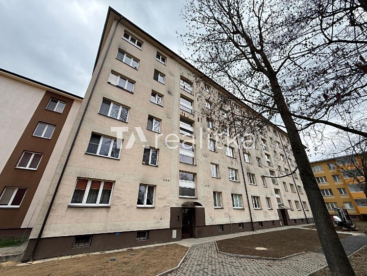 Prodej bytu 2+1 55 m² - foto 1