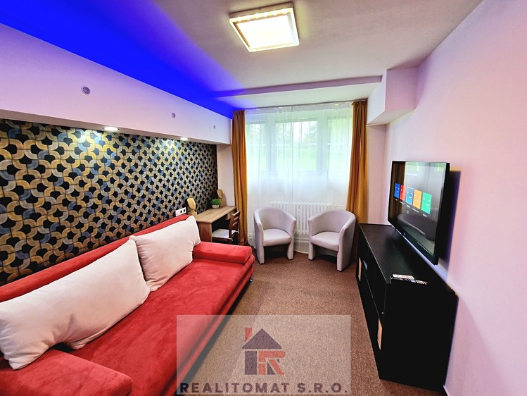 Prodej bytu 4+kk 69 m² - foto 3