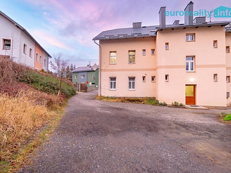 Prodej bytu 1+kk 17 m² - foto 3