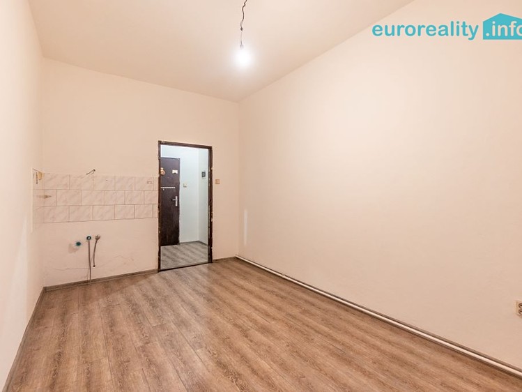Prodej bytu 1+kk 17 m² - foto 5